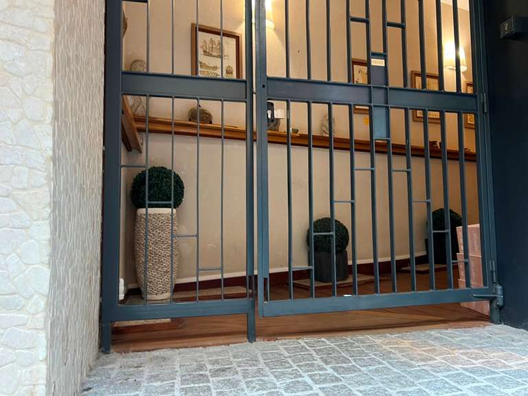 Apartment Quimper - 4 bedrooms - 208m²