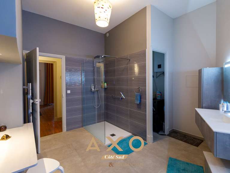 Maison Nîmes - 3 chambres - 158m²
