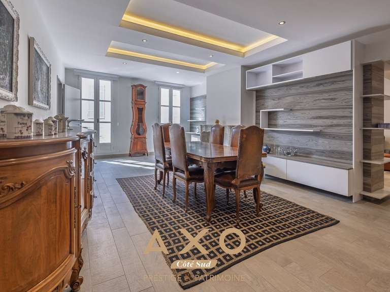 Maison Aix-en-Provence - 3 chambres - 230m²
