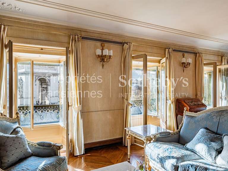 Appartement Paris 8e - 2 chambres - 180m²