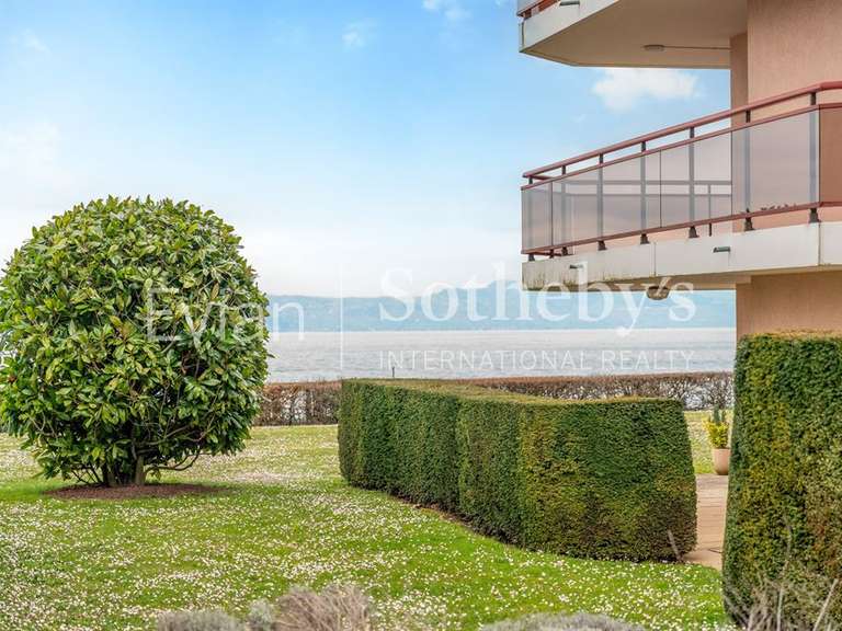 Appartement Publier - 3 chambres - 111m²