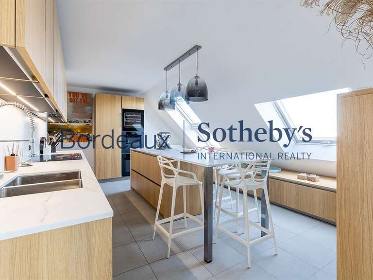 Appartement Bordeaux - 3 chambres - 160m²