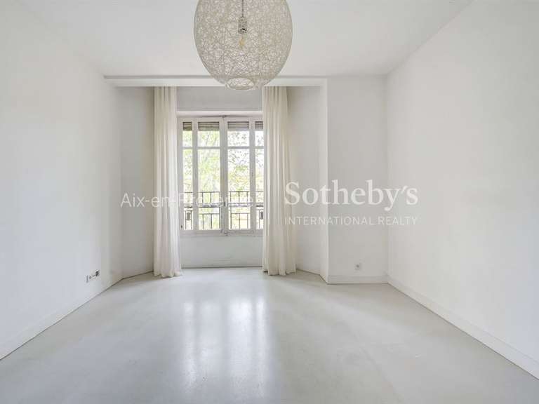 Apartment Aix-en-Provence - 2 bedrooms - 97m²