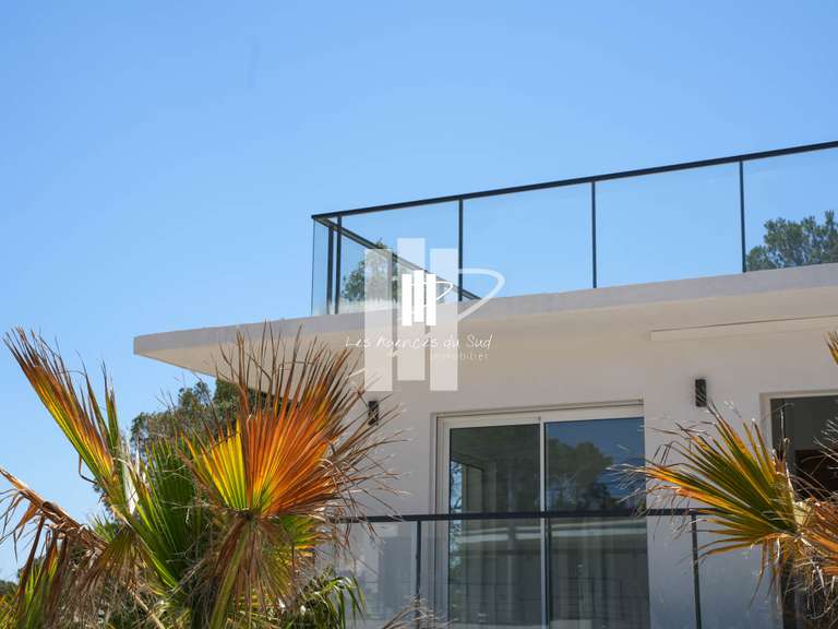 Apartment with Sea view Saint-Raphaël - 2 bedrooms