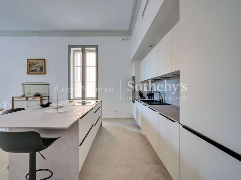 Apartment Aix-en-Provence - 3 bedrooms - 175m²