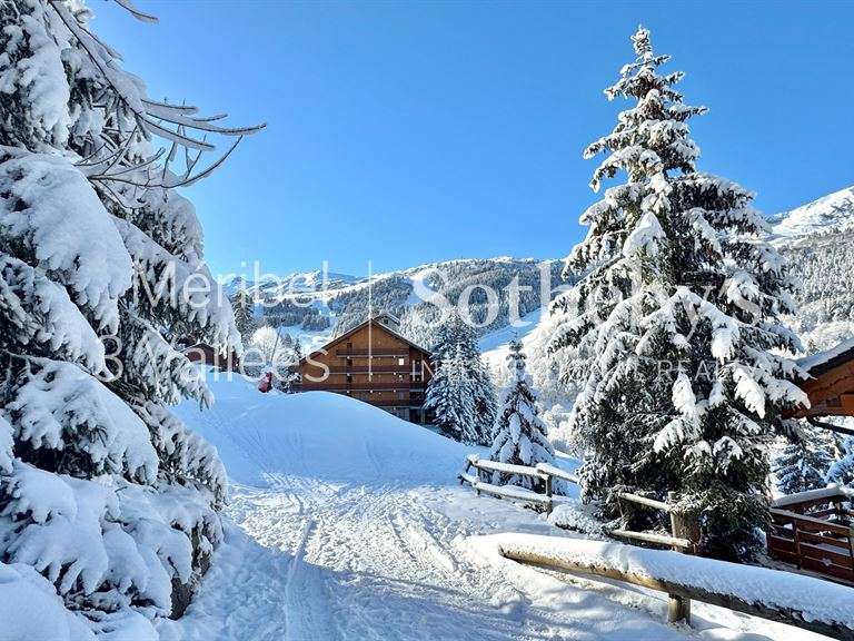 Appartement Meribel-les-allues - 7 chambres - 188m²