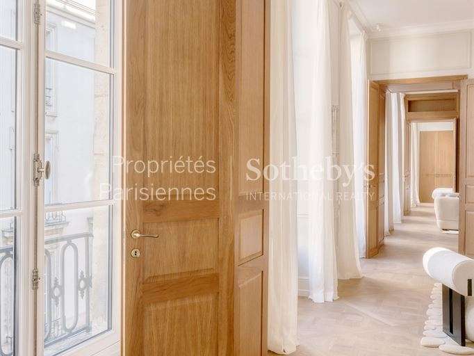 Appartement Paris 6e - 2 chambres - 181m²