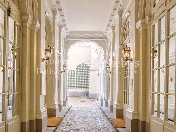 Appartement Paris 6e - 2 chambres - 181m²