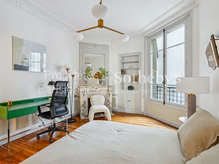 Apartment Paris 7e - 3 bedrooms - 150m²
