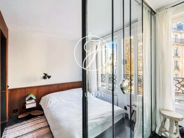 Appartement Paris 18e - 1 chambre - 31m²