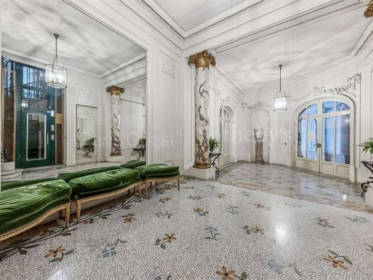Apartment Paris 16e - 3 bedrooms - 142m²