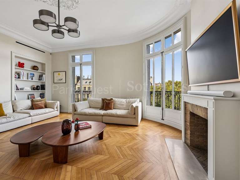 Apartment Paris 16e - 3 bedrooms - 142m²