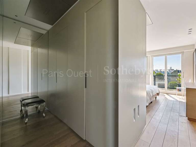 Apartment Paris 16e - 1 bedroom - 116m²