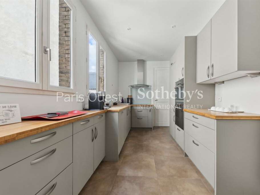 Apartment Paris 8e