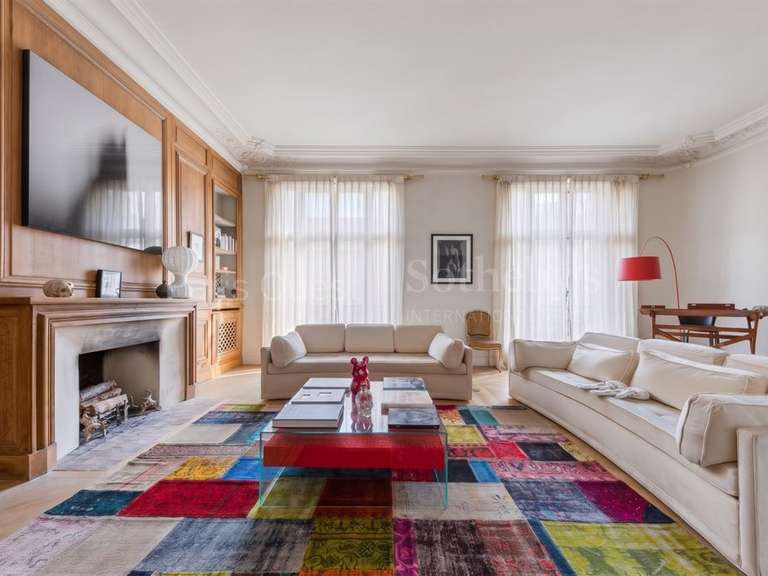 Apartment Paris 8e - 3 bedrooms - 156m²