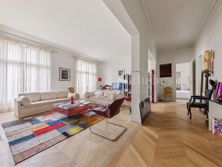 Apartment Paris 8e - 3 bedrooms - 156m²