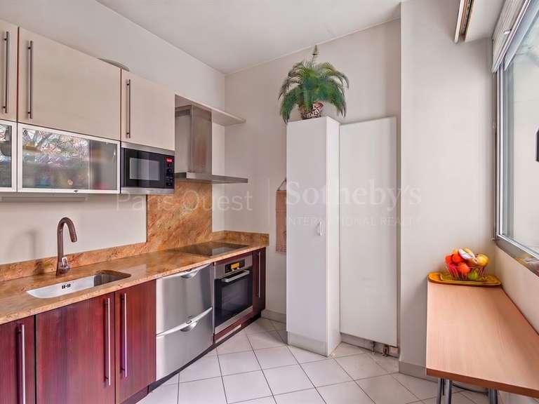 Apartment Paris 16e - 2 bedrooms - 120m²