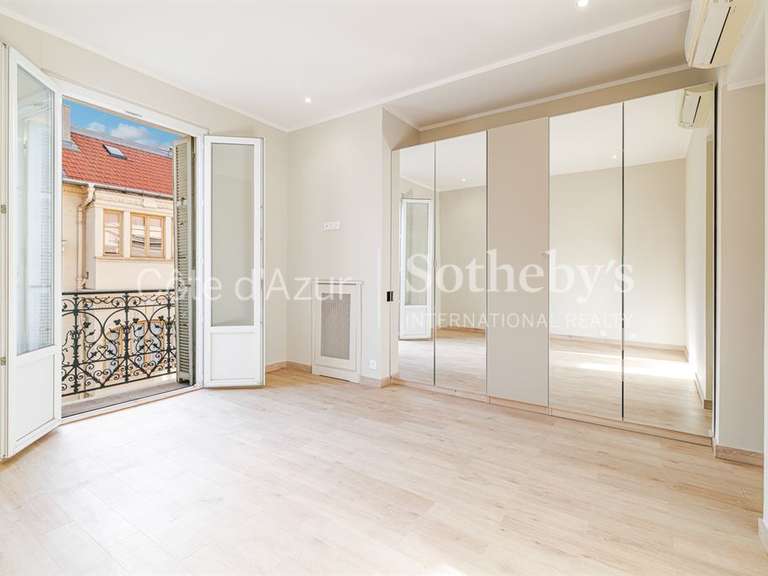 Appartement Nice - 2 chambres - 110m²