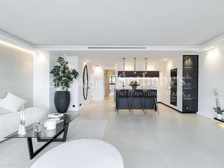 Apartment with Sea view Nice - 2 bedrooms - 84m²
