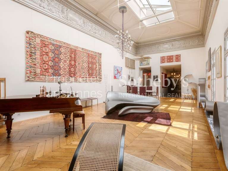 Appartement Paris 9e - 2 chambres - 183m²