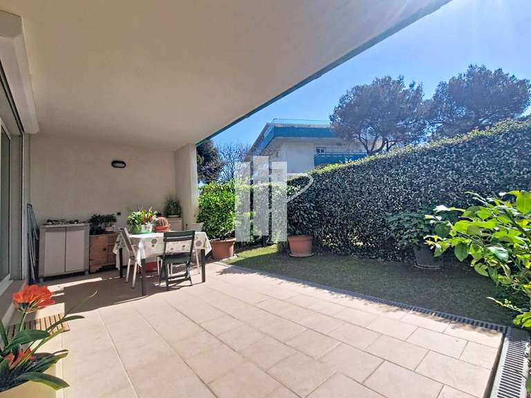 Appartement Boulouris - 2 chambres - 73m²