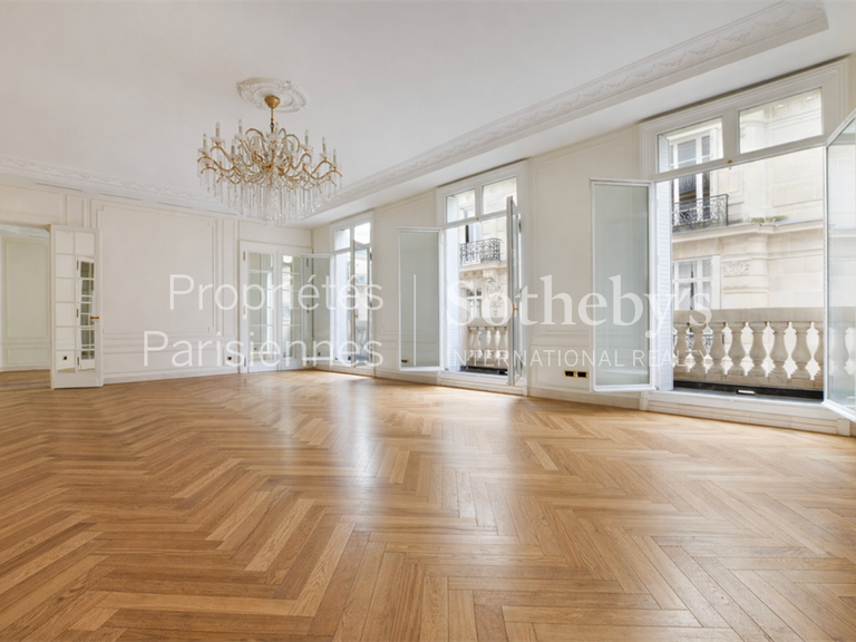 Appartement Paris 16e - 4 chambres - 249m²