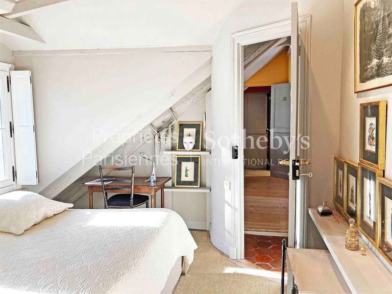 Apartment Paris 8e - 1 bedroom - 76m²