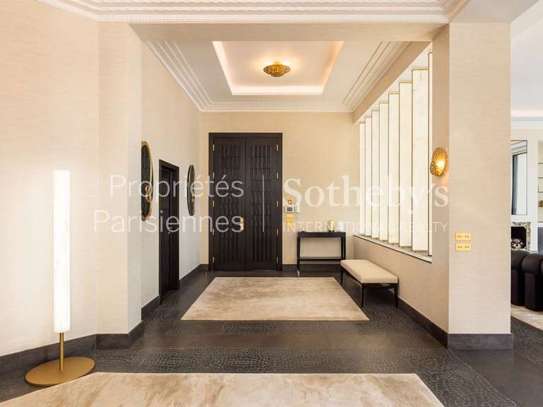Apartment Paris 16e - 4 bedrooms - 392m²