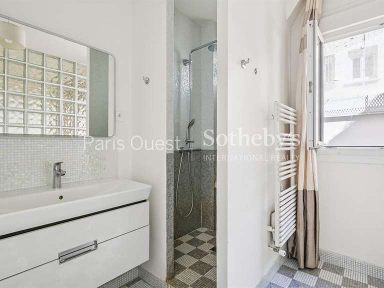 Appartement Neuilly-sur-Seine - 4 chambres - 131m²