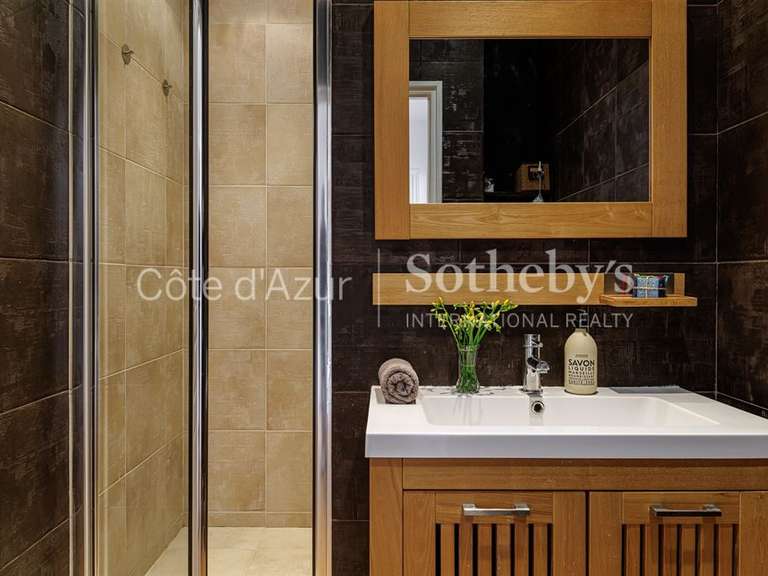 Apartment Nice - 2 bedrooms - 66m²