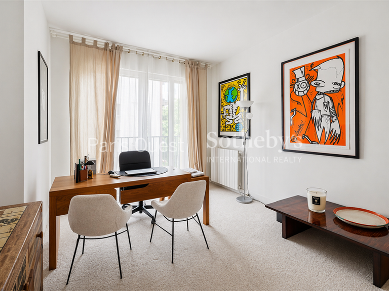 Appartement Paris 16e - 2 chambres - 119m²