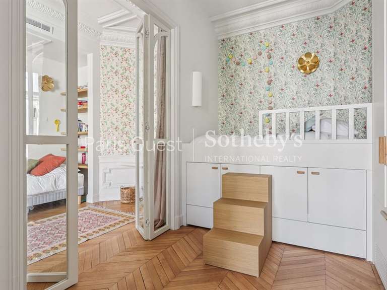 Appartement Paris 17e - 4 chambres - 270m²