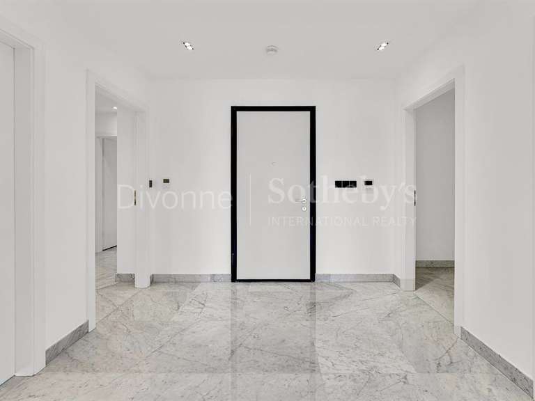 Appartement Divonne-les-Bains - 5 chambres - 291m²