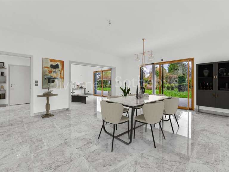 Appartement Divonne-les-Bains - 5 chambres - 268m²