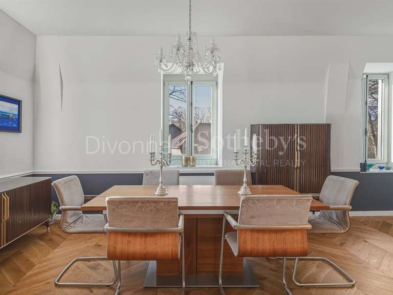 Appartement Chevry - 4 chambres - 160m²