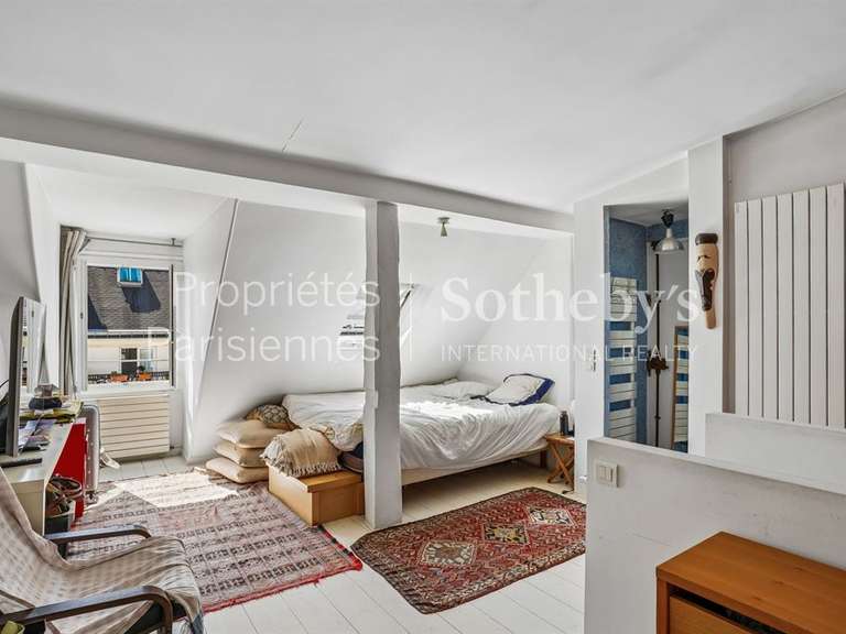 Apartment Paris 10e - 3 bedrooms - 115m²