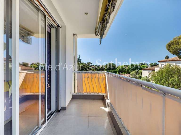 Appartement Cap-d-antibes - 2 chambres - 139m²