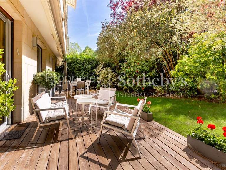 Appartement Neuilly-sur-Seine - 4 chambres - 172m²
