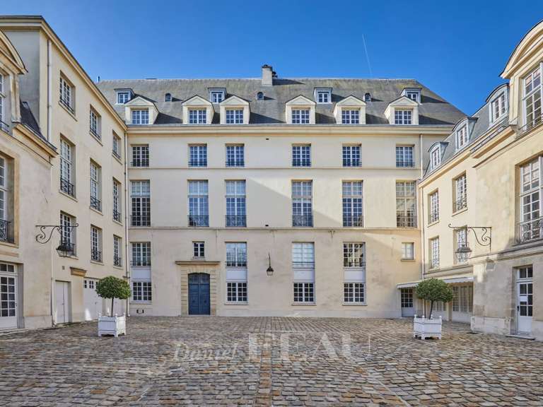 Apartment Paris 5e - 2 bedrooms - 103m²
