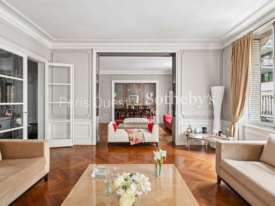Apartment Paris