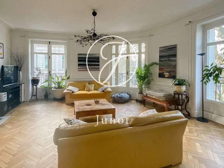 Appartement Lille - 6 chambres - 196m²
