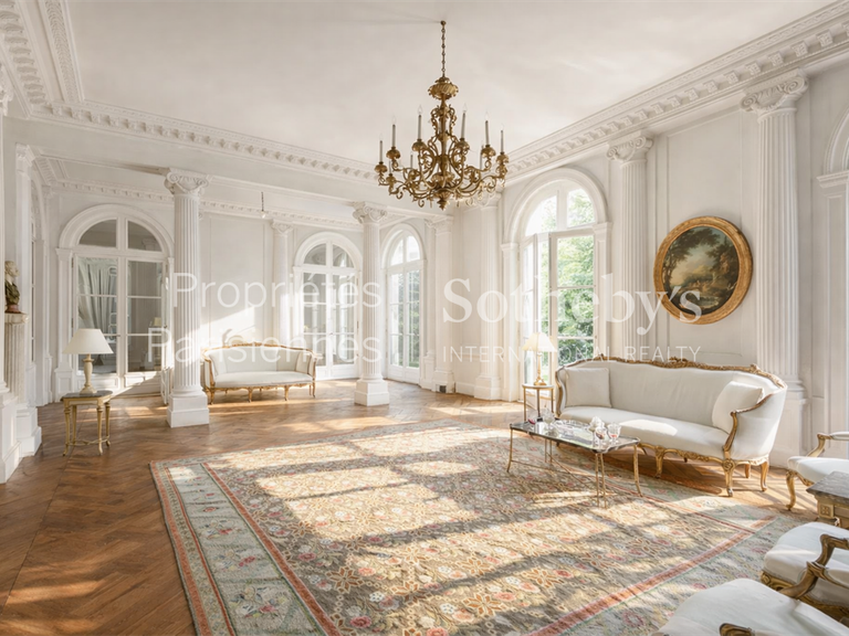 Apartment Paris 16e - 4 bedrooms - 400m²