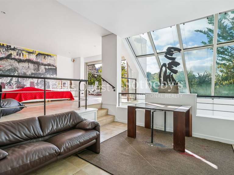 Apartment Neuilly-sur-Seine - 4 bedrooms - 209m²