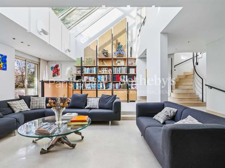 Apartment Neuilly-sur-Seine - 4 bedrooms - 209m²