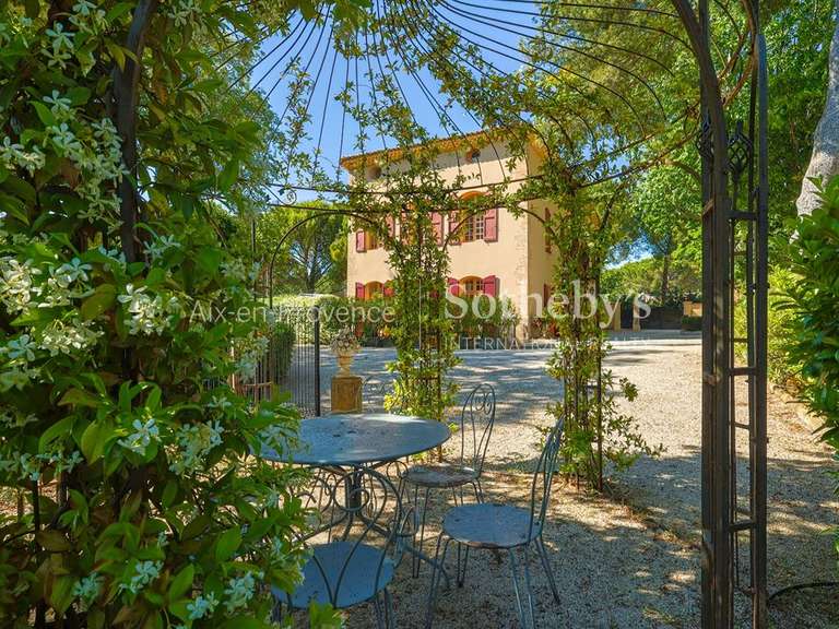 Appartement Aix-en-Provence - 2 chambres - 94m²