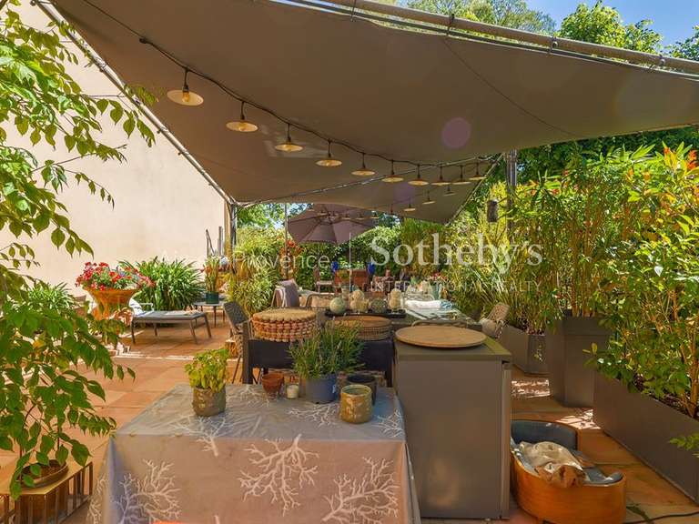 Appartement Aix-en-Provence - 2 chambres - 94m²