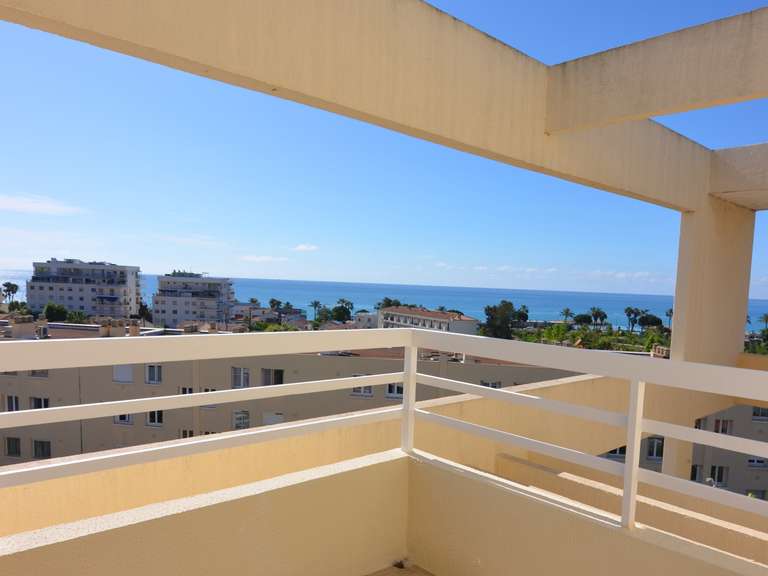 Apartment with Sea view Cagnes-sur-Mer - 3 bedrooms - 117m²
