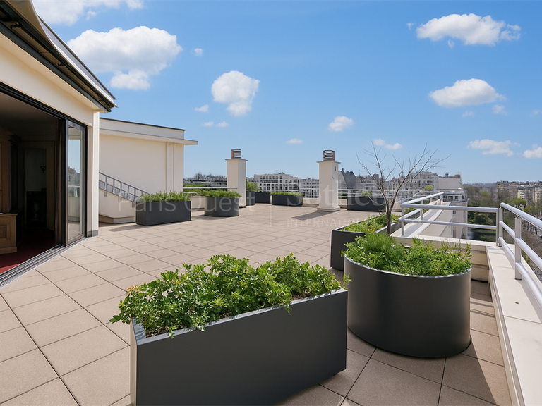Apartment Neuilly-sur-Seine - 4 bedrooms - 228m²