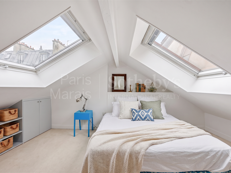 Appartement Paris 2e - 3 chambres - 123m²