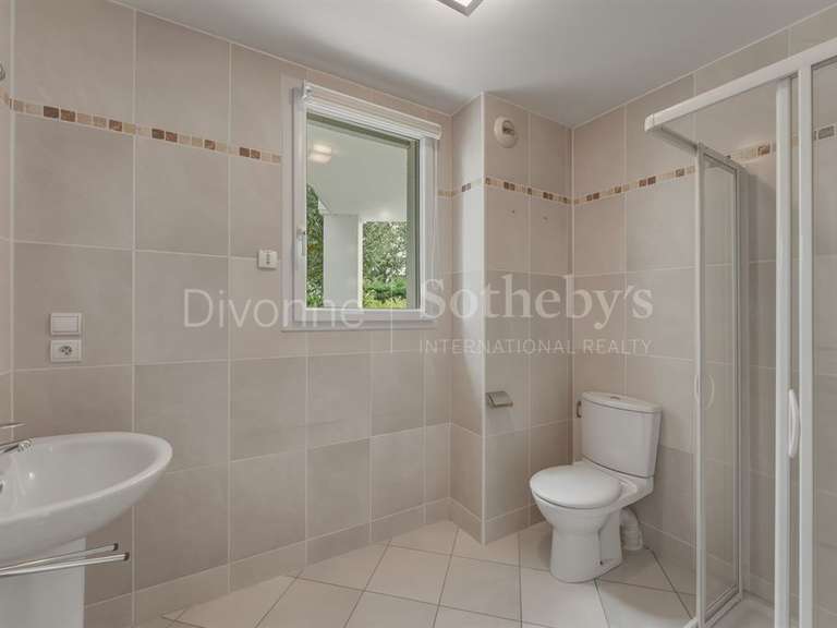 Appartement Divonne-les-Bains - 2 chambres - 98m²